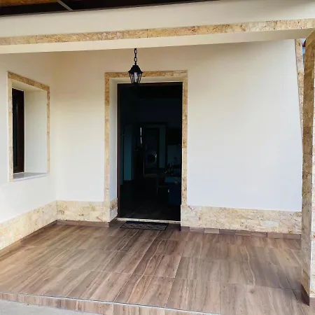 Lovely House Not Far From The Beach, Near Protaras * Δερύνεια