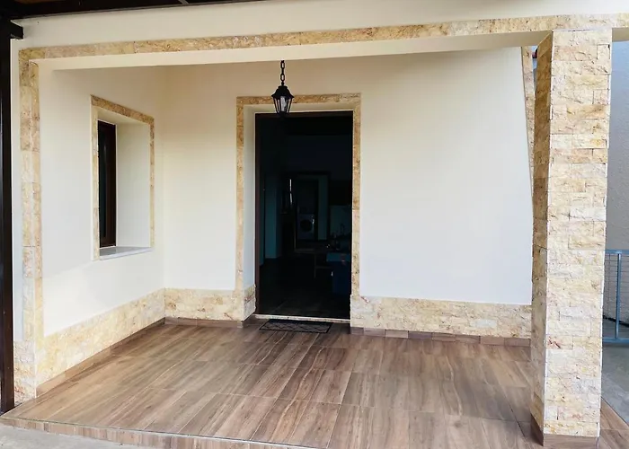 Lovely House Not Far From The Beach, Near Protaras * Δερύνεια